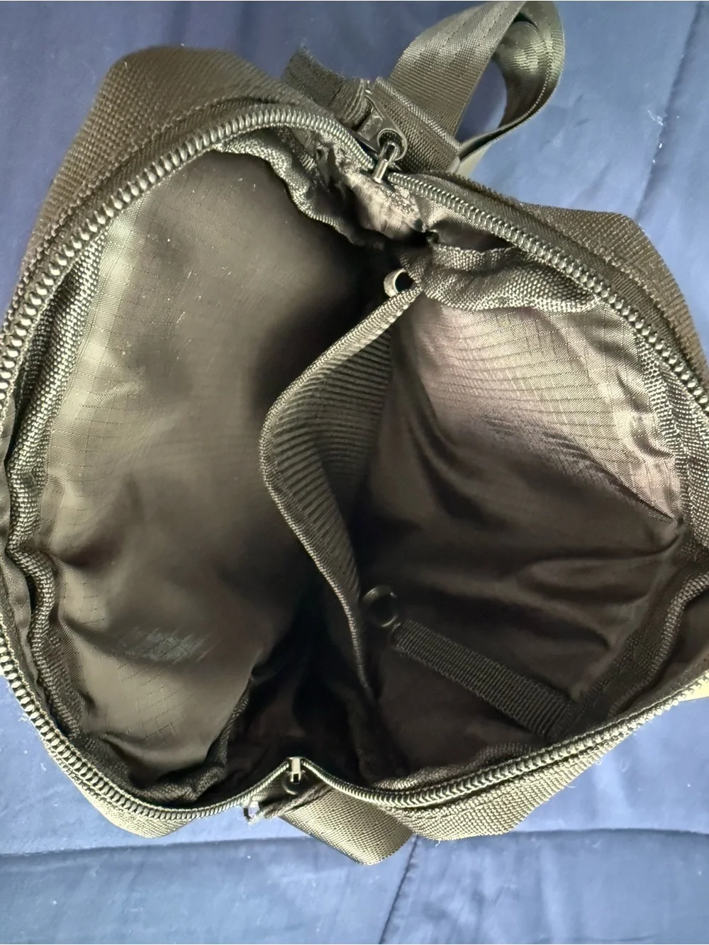 Ben Davis Black Compact Messenger Crossbody Bag